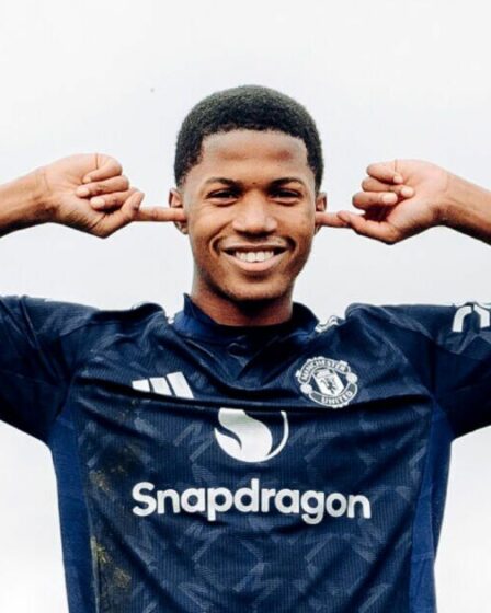 Man Utd prêt à accepter la « demande » d'Arsenal de Chido Obi-Martin alors que la star déchire les rangs des jeunes