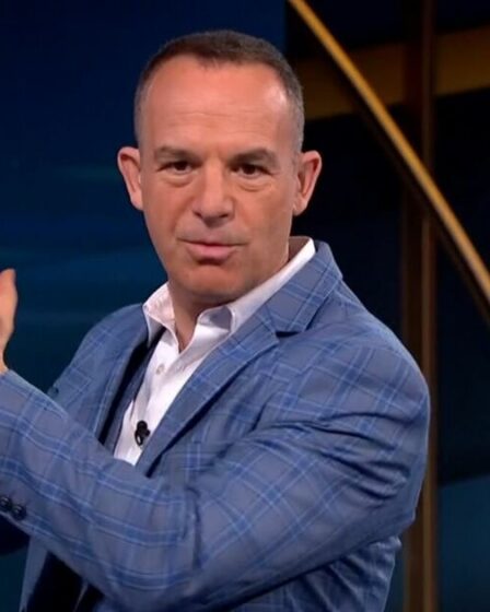 Martin Lewis explique comment rester au chaud cet hiver sans utiliser le chauffage
