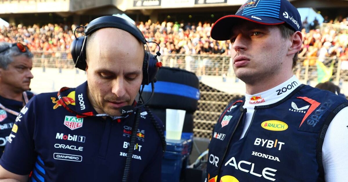 Max Verstappen met McLaren en alerte avec un avertissement fort aux mécaniciens de Red Bull