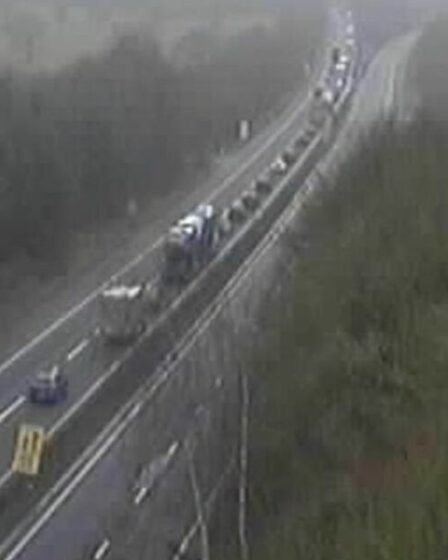 Trafic M26 EN DIRECT : l'incendie d'un camion provoque d'énormes retards menant au M25