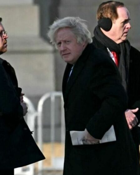 Boris Johnson photographié lors de l'investiture de Trump après le snobisme brutal de Keir Starmer
