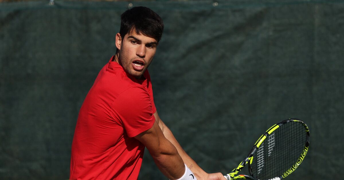 Carlos Alcaraz ajoute deux nouvelles armes à son arsenal alors qu'il tente de surpasser Sinner et Djokovic