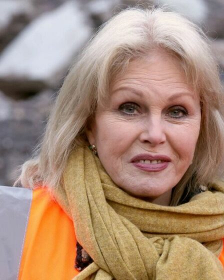 La star d'Ab Fab, Joanna Lumley, « ravie » après un changement majeur pour protéger les animaux marins