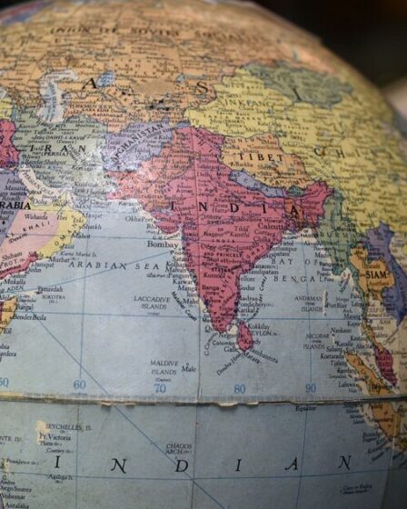 La théorie radicale qui prétend nous nous trompons combien de continents il y a dans le monde