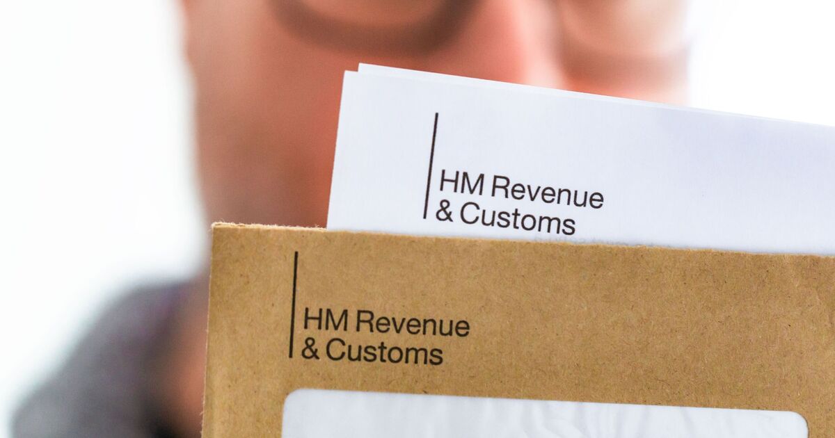 Les contribuables ont émis un avertissement de 100 £ alors que la date limite clé du HMRC devrait atteindre dans quelques semaines