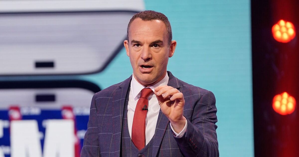 L'explosion grossière de Martin Lewis à la télévision "coupée de l'air" alors que les fans stupéfaits disent la même chose