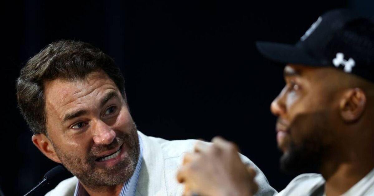 Message « immédiat » d'Eddie Hearn à Tyson Fury selon lequel Anthony Joshua espère qu'il acceptera