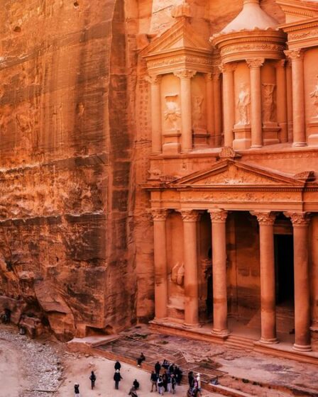 Perouille de l'archéologie alors que les scientifiques sont restés stupéfaits par `` Marvel of Engineering ''