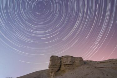 Pluie de météores des Quadrantides : un astrophysicien révèle comment observer des phénomènes célestes spectaculaires