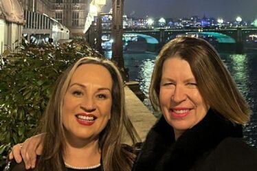 Nous nous sommes heurtés aux autres dans une gare - maintenant nous agissons l'industrie technologique