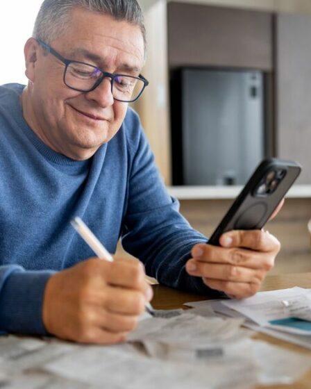 22 millions de Britanniques pourraient économiser 292 £ par an sur une facture d'énergie avant la hausse du plafond