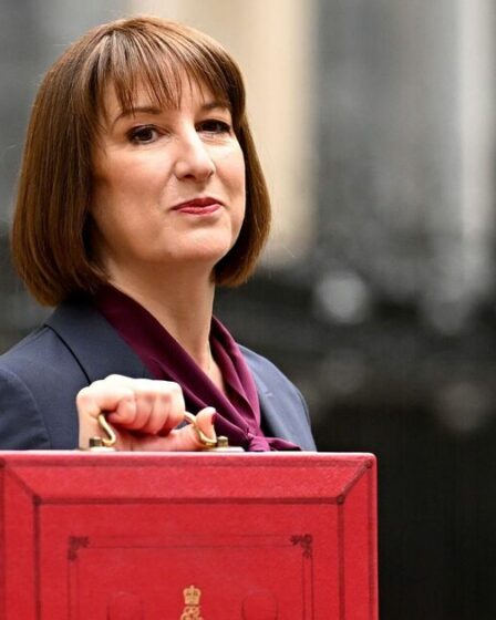 Les ménages en deuil seront confrontés à 100 000 £ de facture de HMRC sur la règle des «cadeaux à la famille»