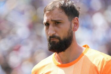 Les plans de transfert de l'homme UTD ont frappé le Donnarumma «accepte les conditions» avec les concurrents de la Premier League