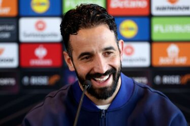 Man utd `` accord de portée '' pour le prochain transfert alors que Ruben Amorim continue d'attaquer la refonte