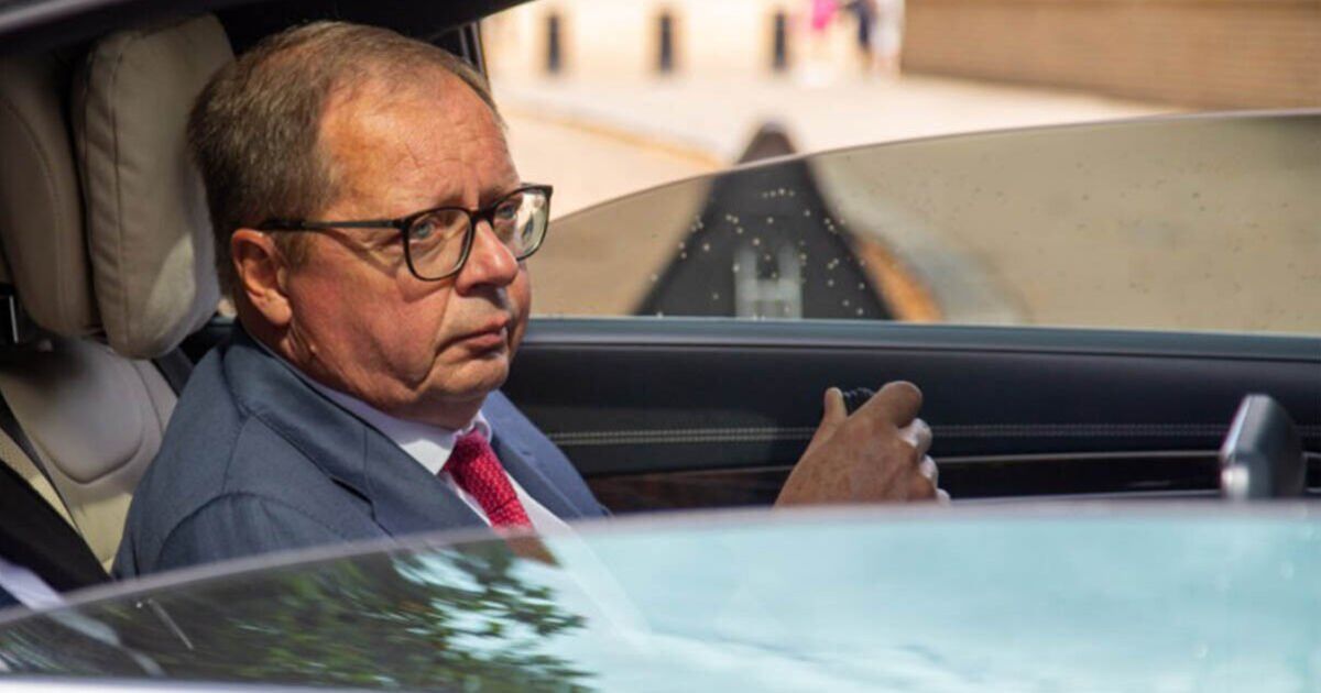 Russie Attack Live: Fuming Lammy Invoque l'ambassadeur russe alors que Starmer réagit pour grève