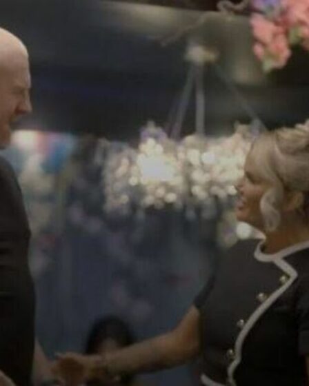 Sean Dyche invite «Qu'est-ce que le f ** k? Réponse alors que l'icône de football apparaît sur les célébrités va datant