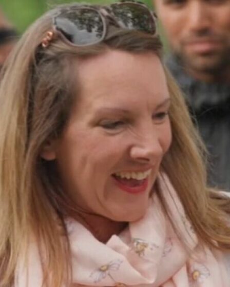 Antiques Roadshow Guest époustouflé par la valeur de la peinture spéciale