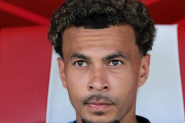 Dele Alli subit un coup de sang alors que le boss de Wrexham ferme la porte sur Transfer Lifeline