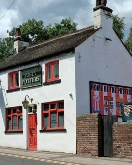 Fury As Jobsworth Council Forces Landlord Pub à peindre plus de 15 000 £ RECODER après 1 plainte