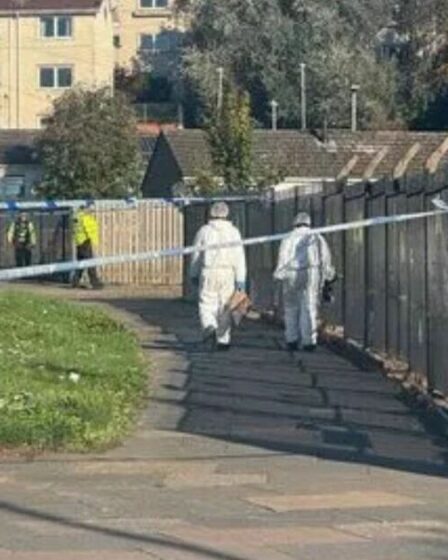 Incident de Leicester Live: Tentes bleues repérées avec plusieurs cordons en place