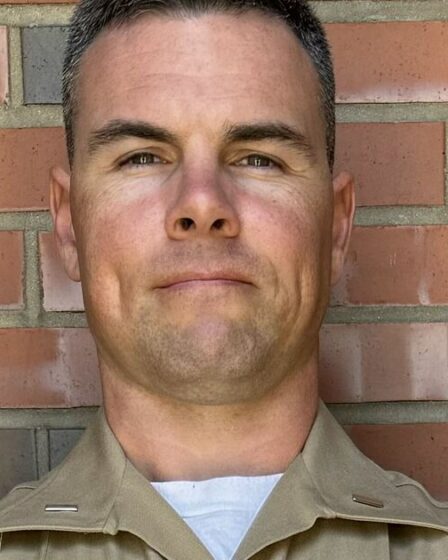 `` Je suis un Marine qui a esquivé des roquettes en Irak mais rien ne m'a préparé à la haine que je me connecte ''