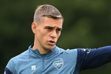 La position de transfert de Leandro Trossard s'est clairement indiquée après 19 millions de livres sterling `` Bid '' Arsenal