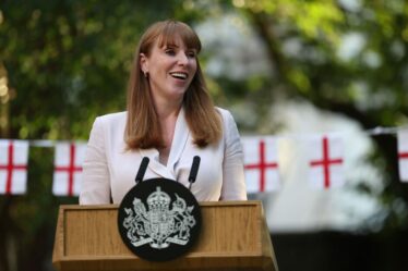 La star de GMB étimule le contrecoup avec la défense d'Angela Rayner alors qu'elle claque Nigel Farage