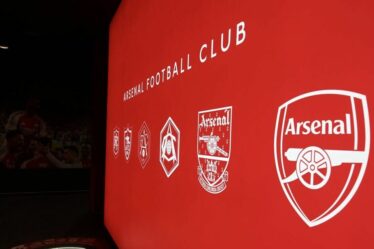 Le chef d'Arsenal laisse un rôle dans la sortie des bombes comme un bouleversement principal de la salle de conférence prévu