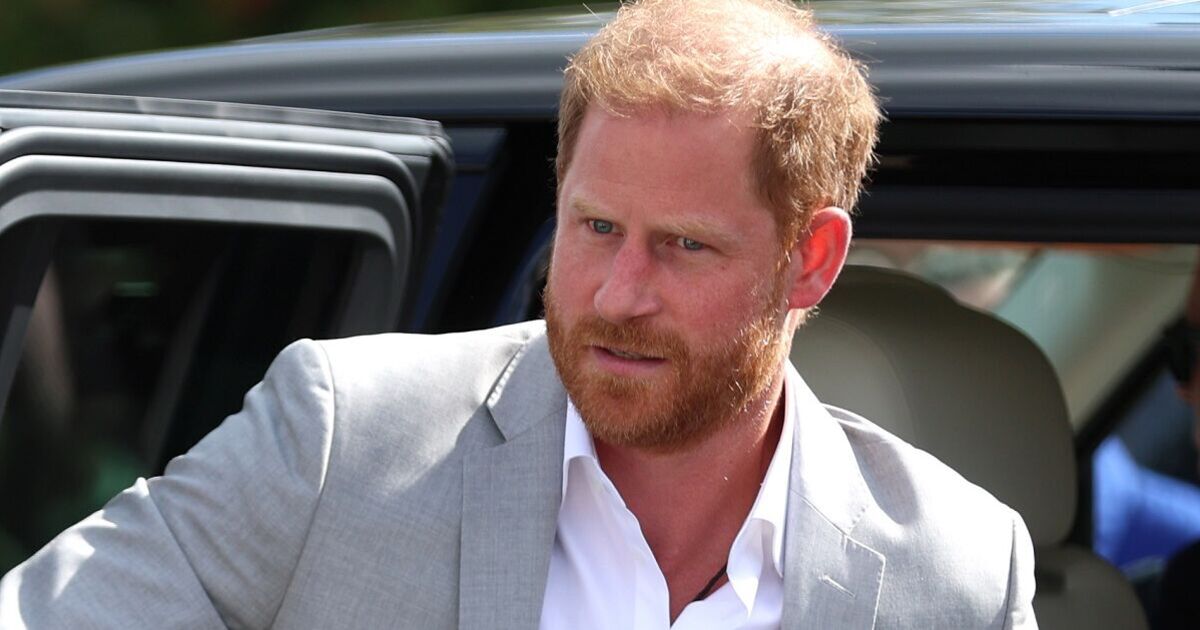 Le prince Harry fait une apparition surprise avec le petit copain de Meghan Markle
