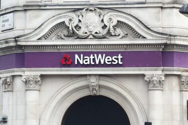 Les clients de Natwest et de Santander verront de grands changements bancaires en octobre