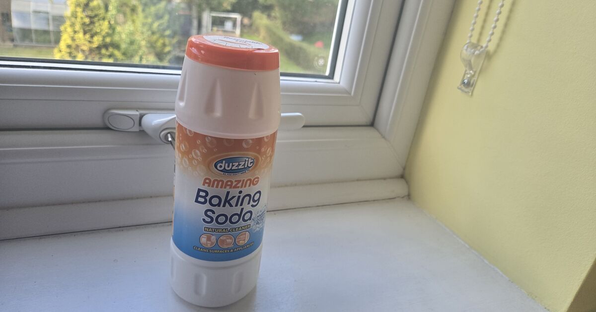 Les ménages ont demandé à mettre du bicarbonate de soude sur les fenêtres à partir d'octobre
