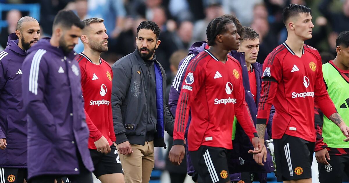 L'étoile de l'homme utd mord en arrière lorsqu'il est grillé sur Ruben Amorim après la perte de l'homme de la ville