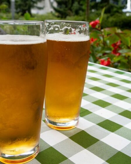 Liste complète de 23 emplacements de chaîne de pub majeurs en vente