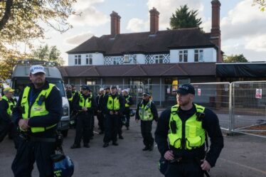 Nouvelle date fixée pour les demandeurs d'asile à l'hôtel Bell pour apprendre leur sort