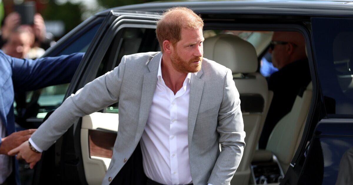Royal Family Live: le prince Harry «non confiance» comme un expert avertit «il doit s'excuser»