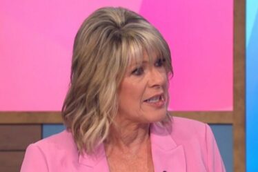 Ruth Langsford en lâche «pleurant à l'intérieur» alors qu'elle s'ouvre sur la maison vide