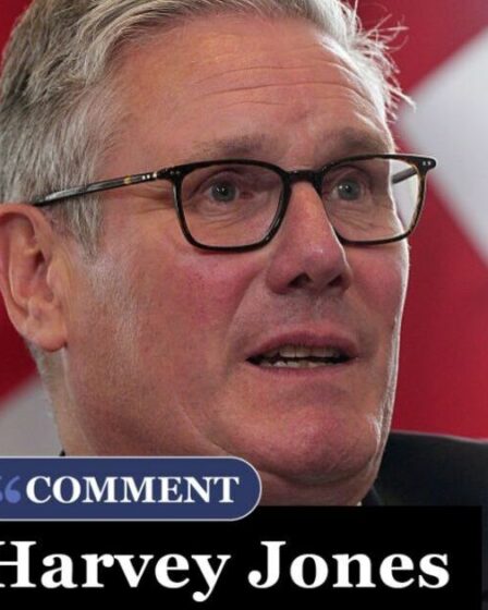 Un homme a survécu au bain de sang du cabinet de Keir Starmer - le regarde maintenant déchirer le pays