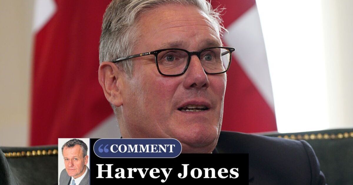 Un homme a survécu au bain de sang du cabinet de Keir Starmer - le regarde maintenant déchirer le pays