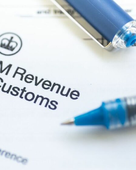 Alerte HMRC émise à toute personne réclamant des dépenses professionnelles