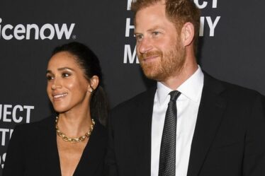 Famille royale EN DIRECT : le prince Harry et Meghan « prêts à élaborer une stratégie » pour un accord de paix avec Firm