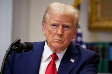 La Russie envoie un avertissement audacieux sur Trump sur les plans de la base aérienne de l'Afghanistan pendant les discussions talibans