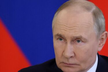 Le chien de poche de Poutine envoie un avertissement nucléaire effrayant aux États-Unis et à l’Occident