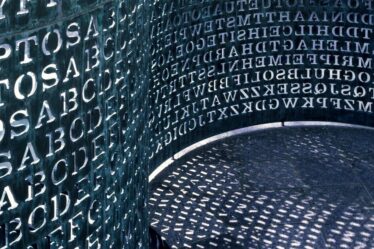 Le code de la CIA resté sans réponse depuis 35 ans est enfin résolu par de parfaits amateurs