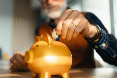 Les épargnants en matière de retraite sont invités à faire un chèque de 13 620 £ pour augmenter leur cagnotte d'épargne
