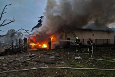 Les parties britanniques trouvées dans les drones russes bombardaient l'Ukraine alors que Furious Zelensky s'exprime