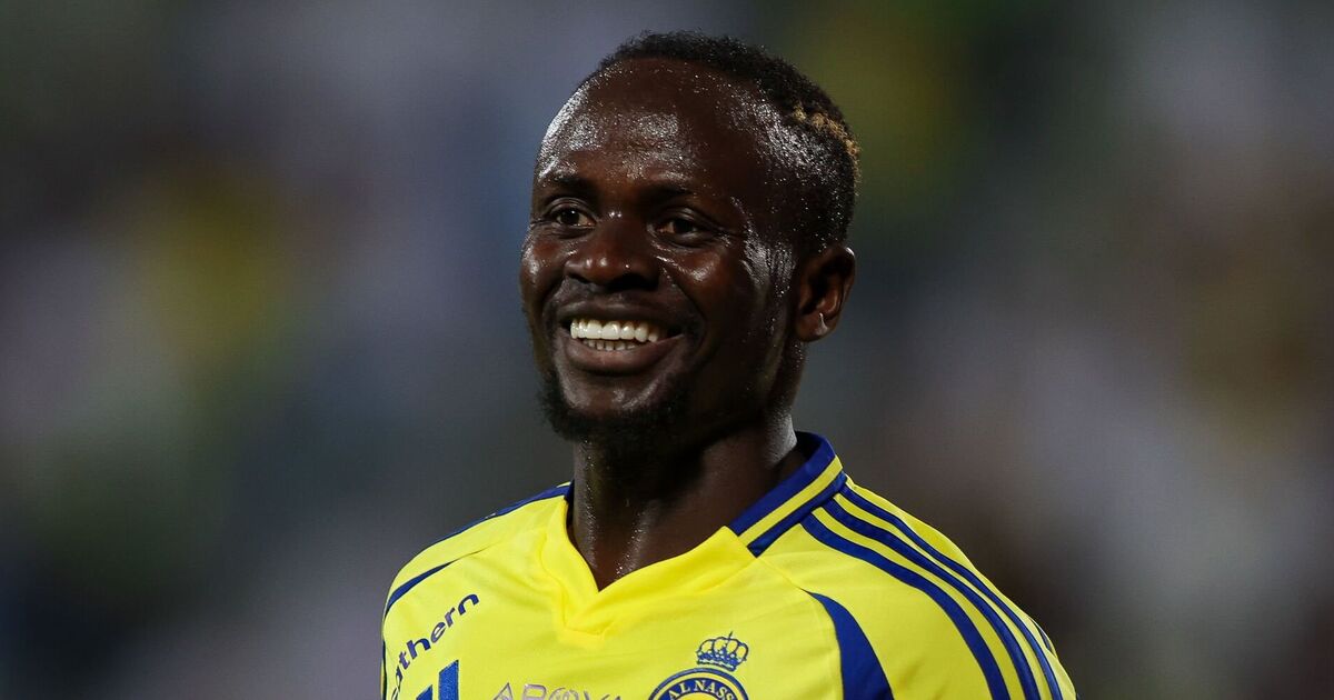 `` Ma mâchoire a chuté quand j'ai vu des plans de construction, Sadio Mane a élaboré pour notre ville médiévale ''