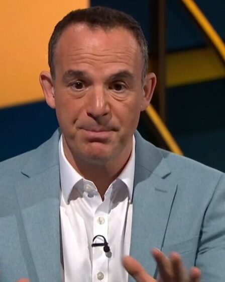 Martin Lewis tranche le débat sur le paiement en espèces et la règle du « cours légal »