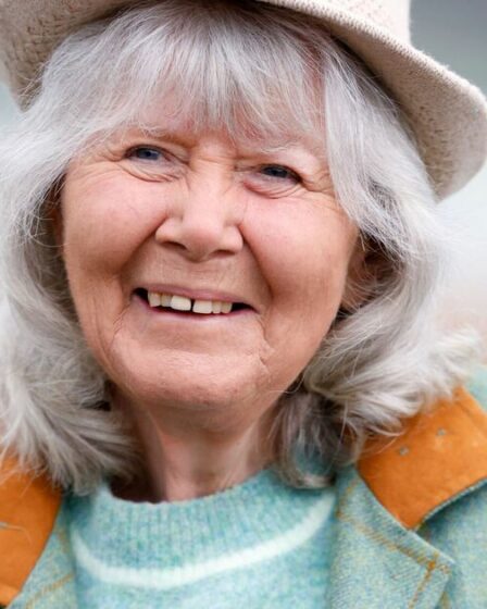Top 7 des livres Jilly Cooper classés alors qu'elle meurt à 88 - n ° 1 est un classique total