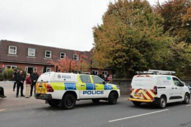 Verrouillage du centre juif de Manchester EN DIRECT : la police enregistre la zone proche de l'attaque terroriste contre une synagogue