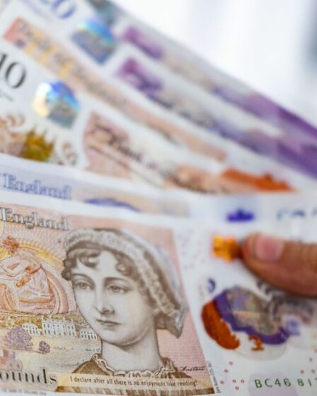 Les retraités de l'État peuvent obtenir 6 000 £ supplémentaires du DWP et ce n'est pas soumis à conditions de ressources